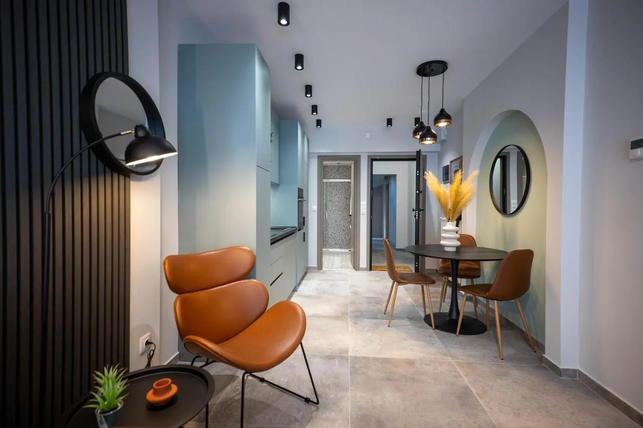 F & B Collection - City Center Hidden Gem Thessaloníki